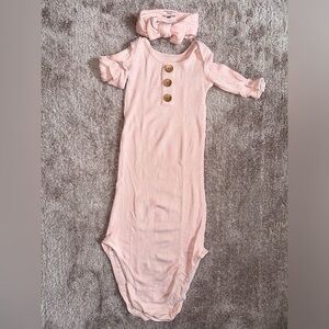 0-3 Months Caden Lane Waffle Knit Pink gown & bow